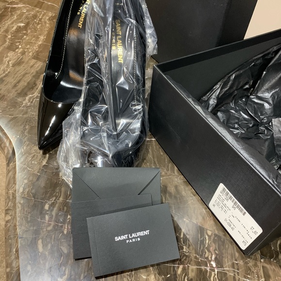 Saint Laurent Heels(Blk Patent Leather) - Picture 4 of 4